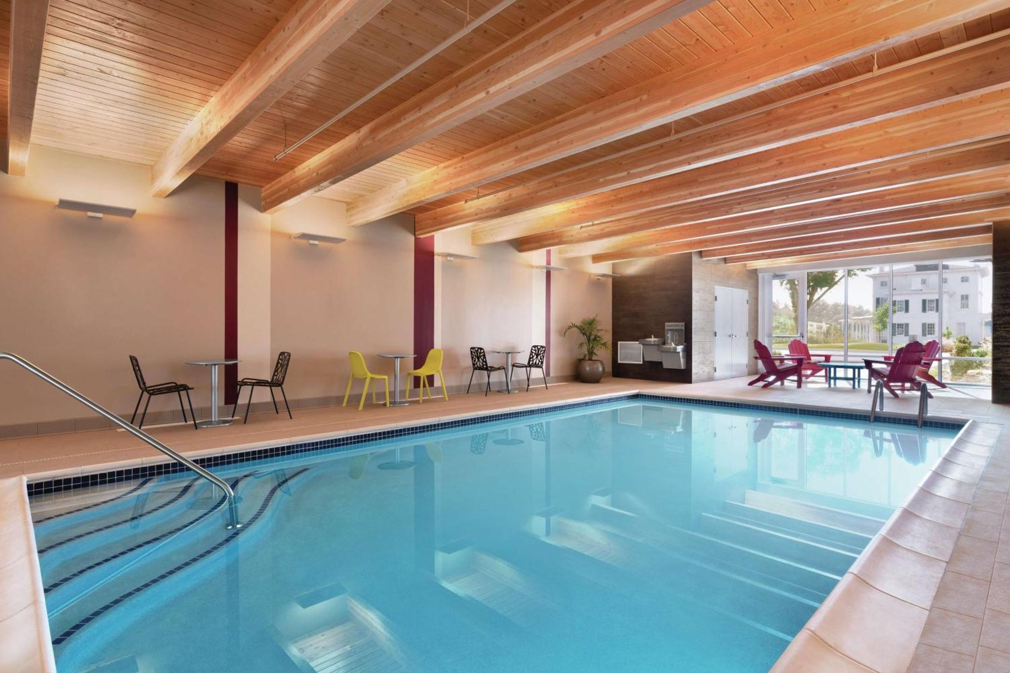 Home2 Suites By Hilton Lancaster Rohrerstown Bagian luar foto